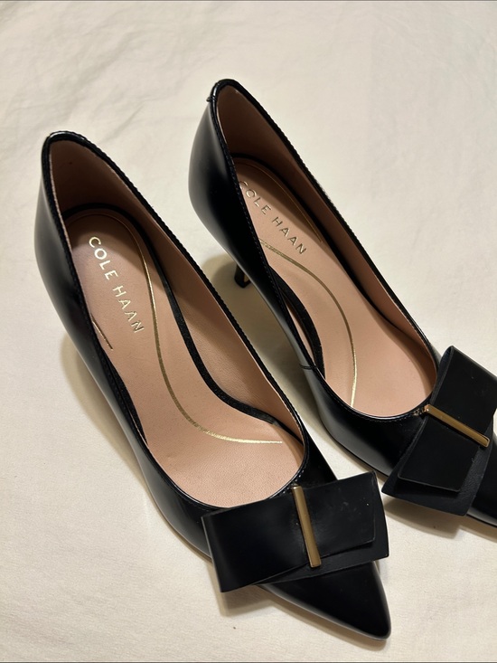 Cole Haan Shoes - Cole Haan Black Pointed-Toe Pumps with Bow Accent